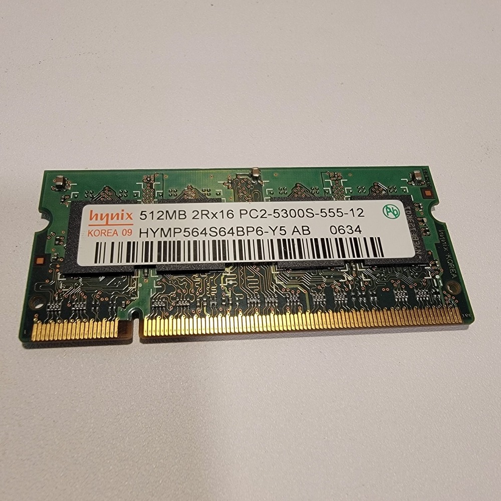 HYNIX PC2-5300S-555-12 1 GB 2Rx8 SO-DIMM DDR2 Laptop Memory NO BOX